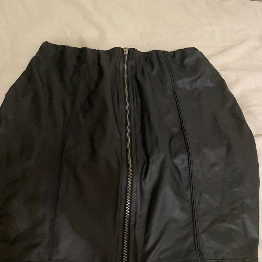 Leather skirt